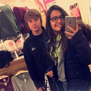 Meet your Posher, Ava